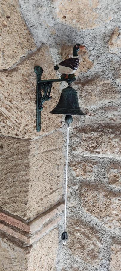 Апартаменты La Chascona Di Farnese Casa Di Tufo Nel Borgo Экстерьер фото