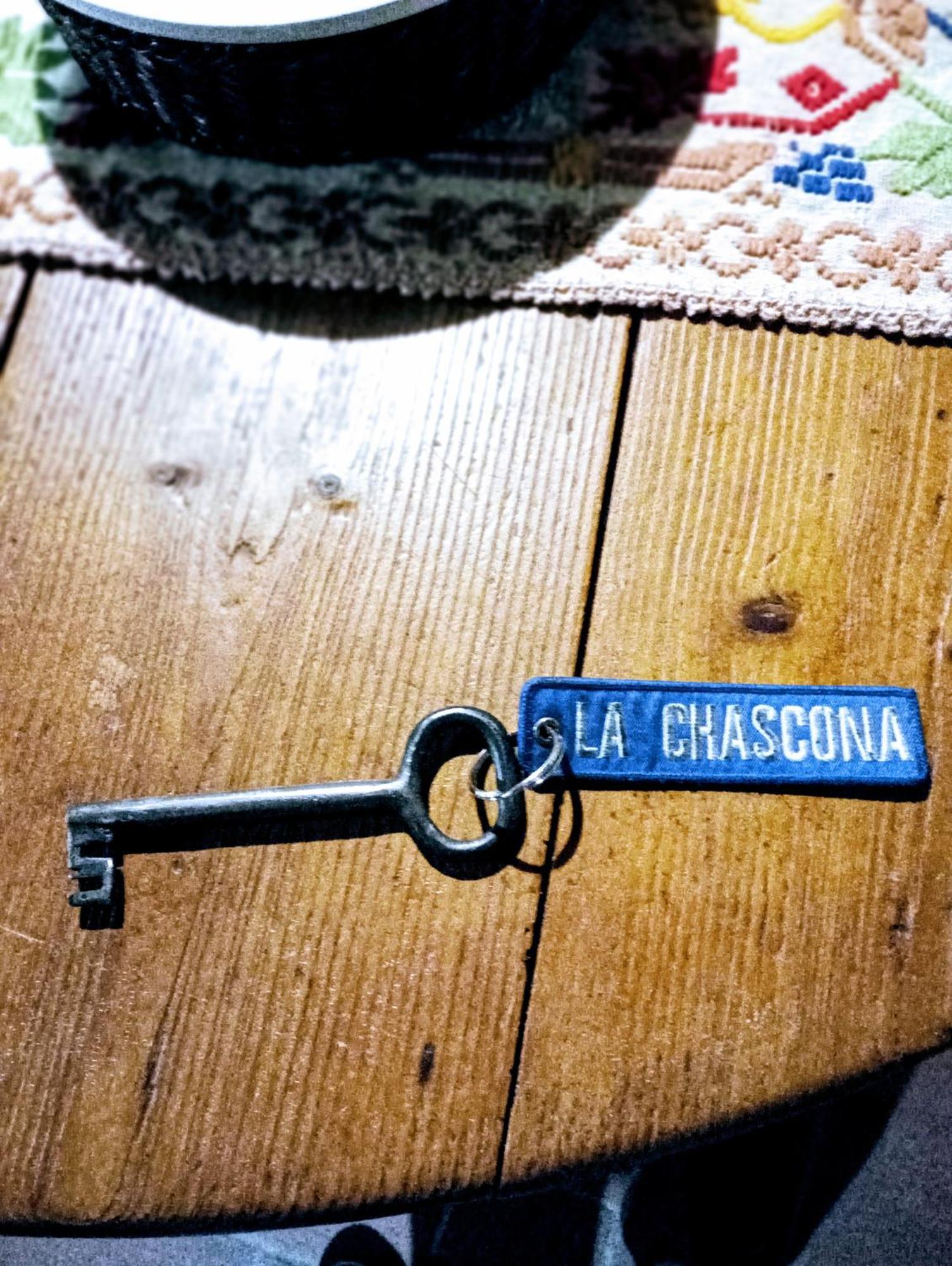 Апартаменты La Chascona Di Farnese Casa Di Tufo Nel Borgo Экстерьер фото